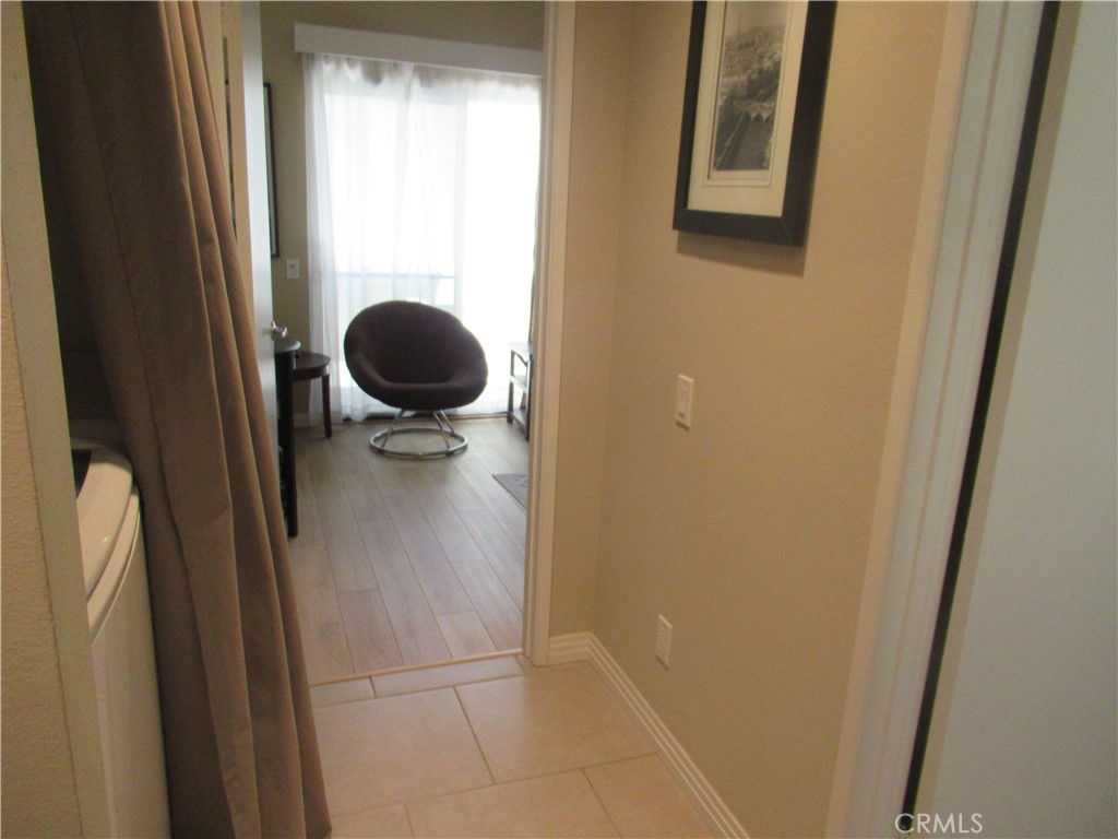 1152 Tiffany Circle N Property Photo 25