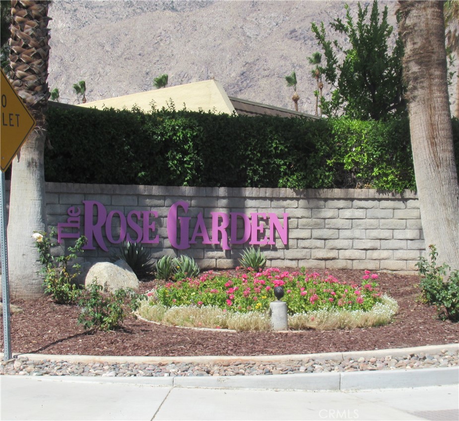1152 Tiffany Circle N Property Photo 42