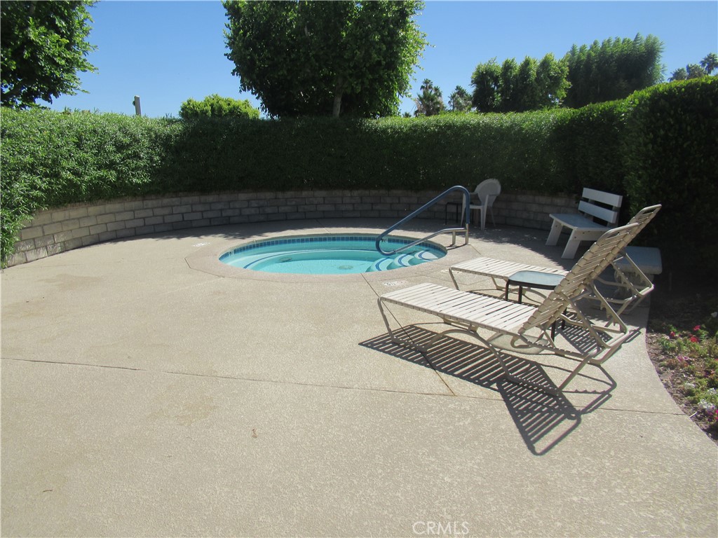 1152 Tiffany Circle N Property Photo 48