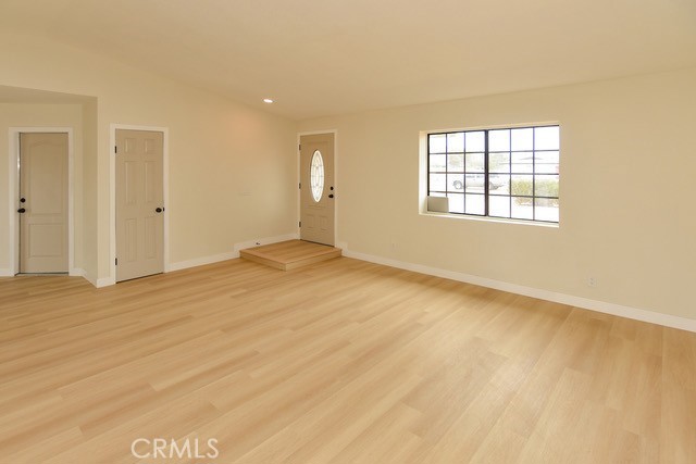 15620 Comanche Road Property Photo 3