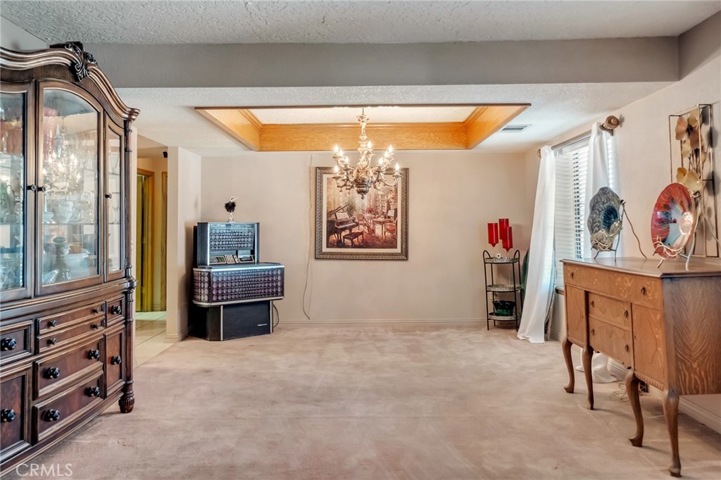 14861 Riverside Property Photo 13