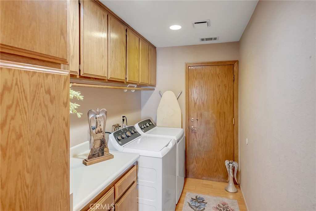 14861 Riverside Property Photo 24