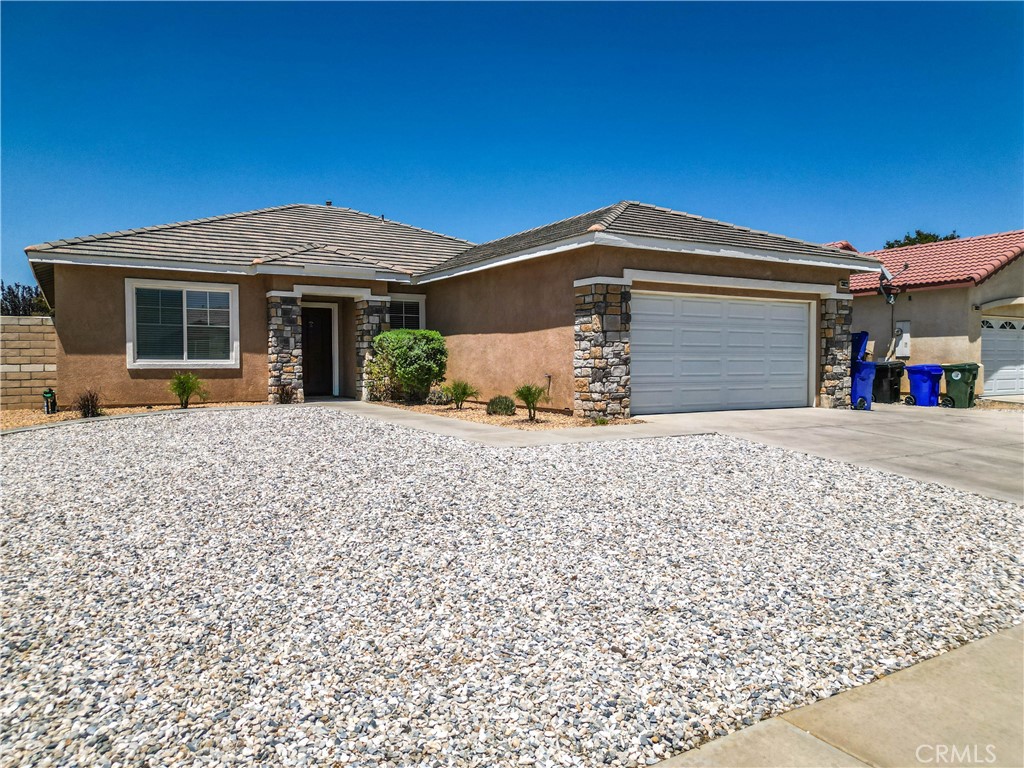 13822 Dodie Property Photo 1