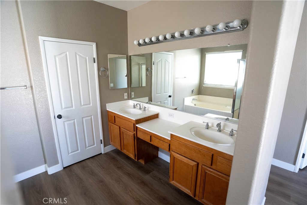 13822 Dodie Property Photo 27