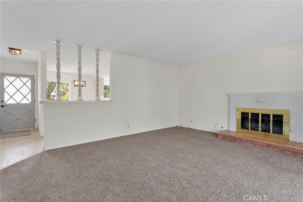 270 E 13th Street Property Photo 12