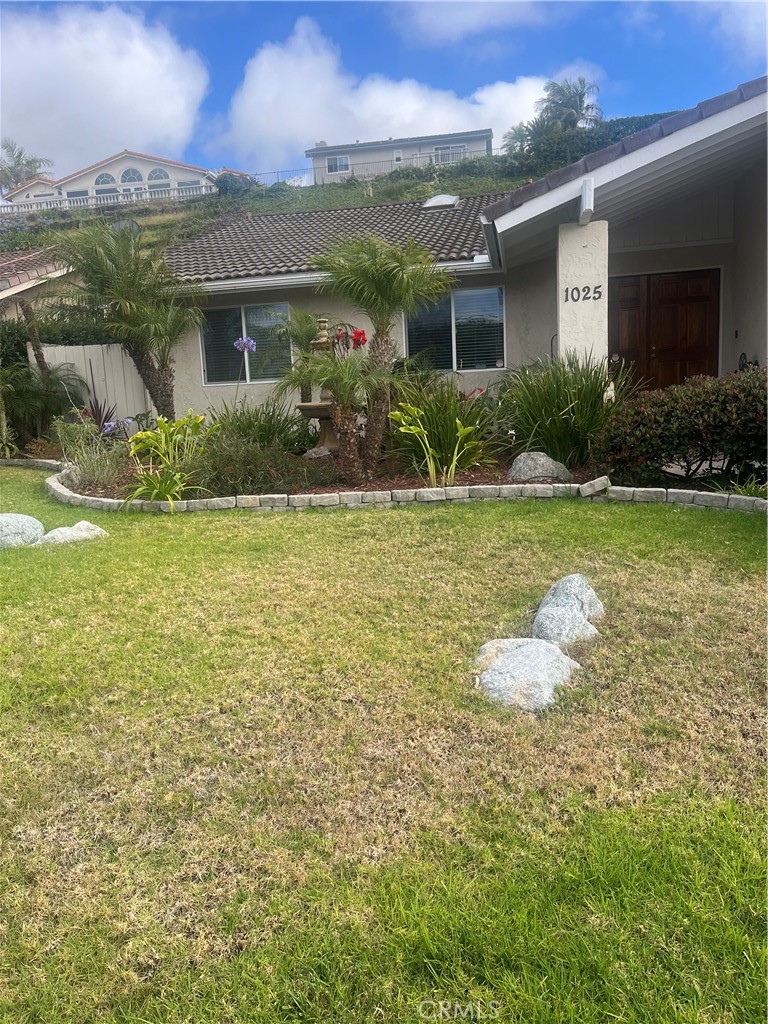 1025 Santa Queta Property Photo 5