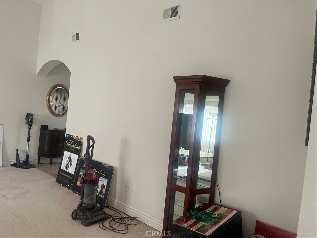 1025 Santa Queta Property Photo 8