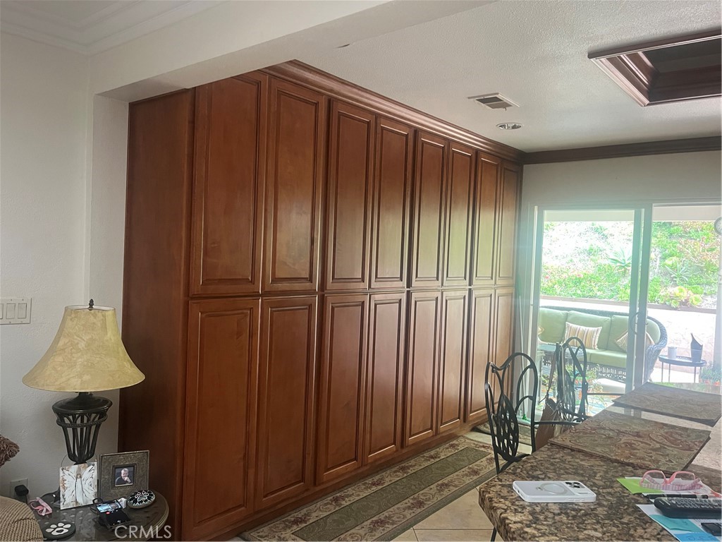1025 Santa Queta Property Photo 10