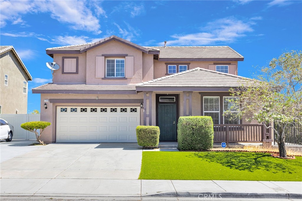 12388 Falena Property Photo 3
