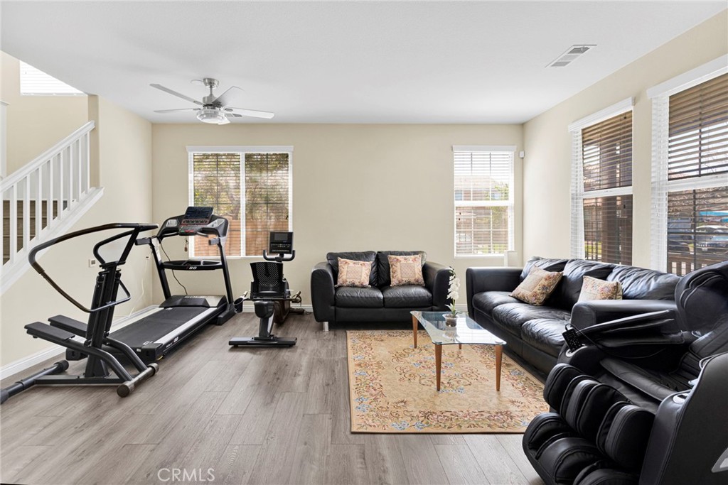 12388 Falena Property Photo 8