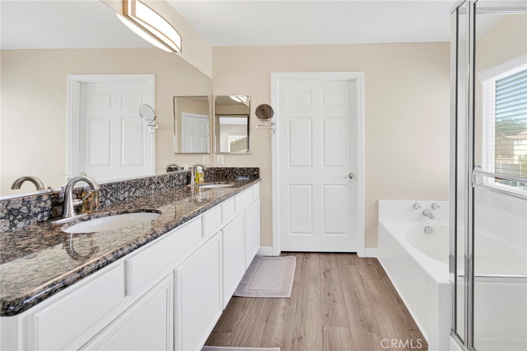 12388 Falena Property Photo 27