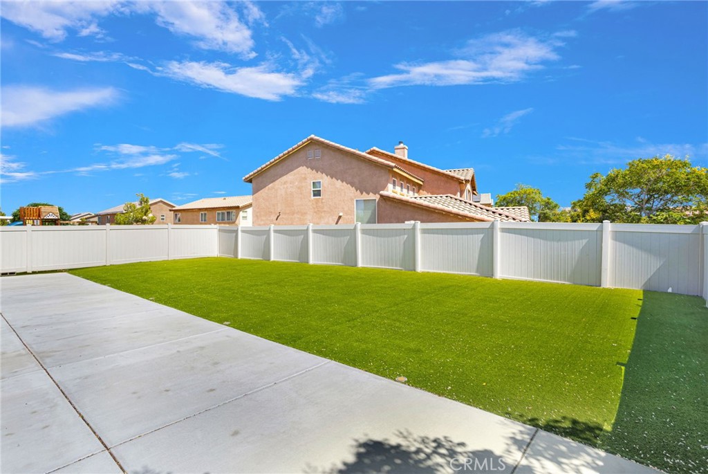 12388 Falena Property Photo 40