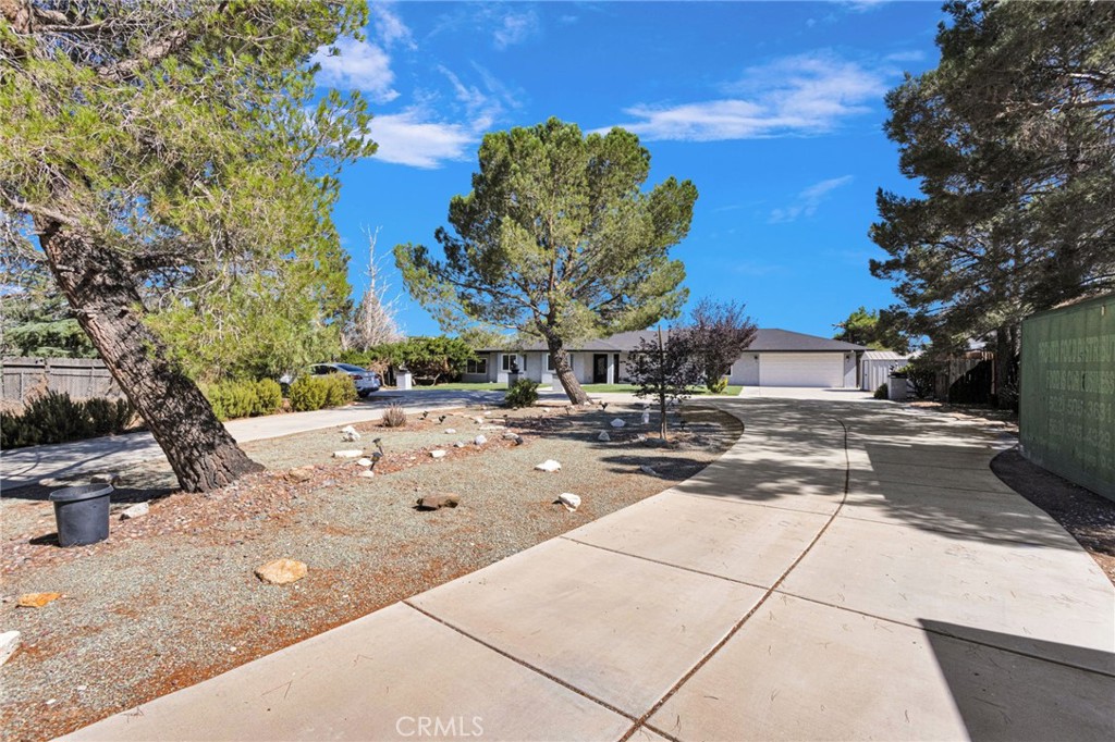 18287 Ranchero Road Property Photo 6