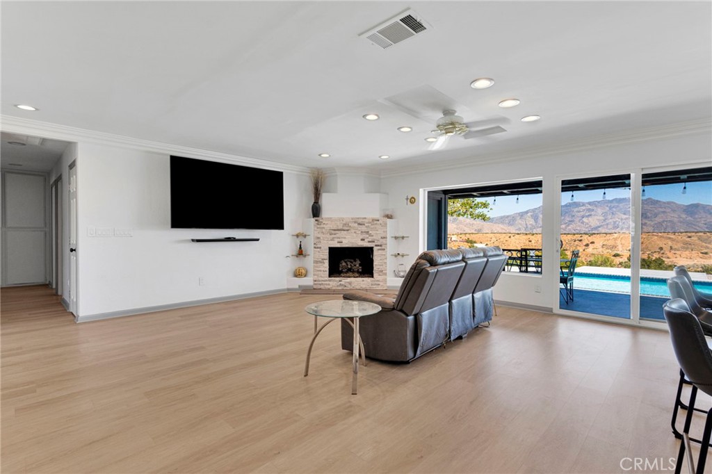 18287 Ranchero Road Property Photo 16