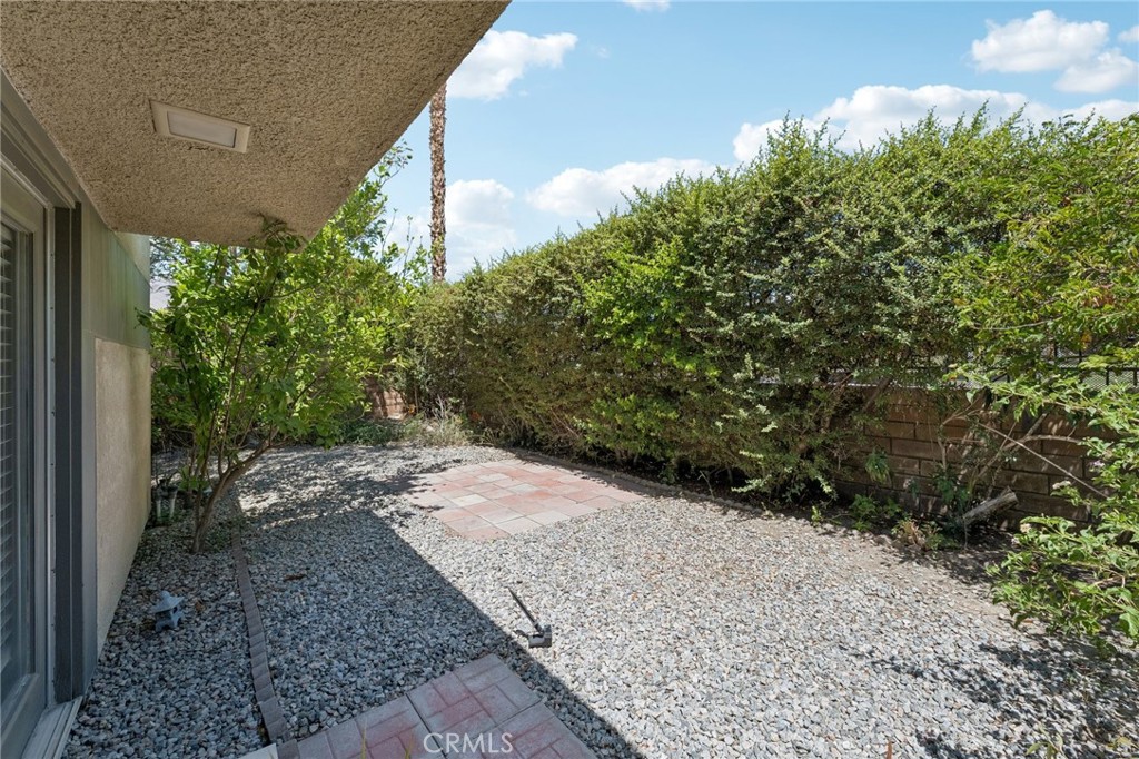 1462 Sunflower Circle N Property Photo 19
