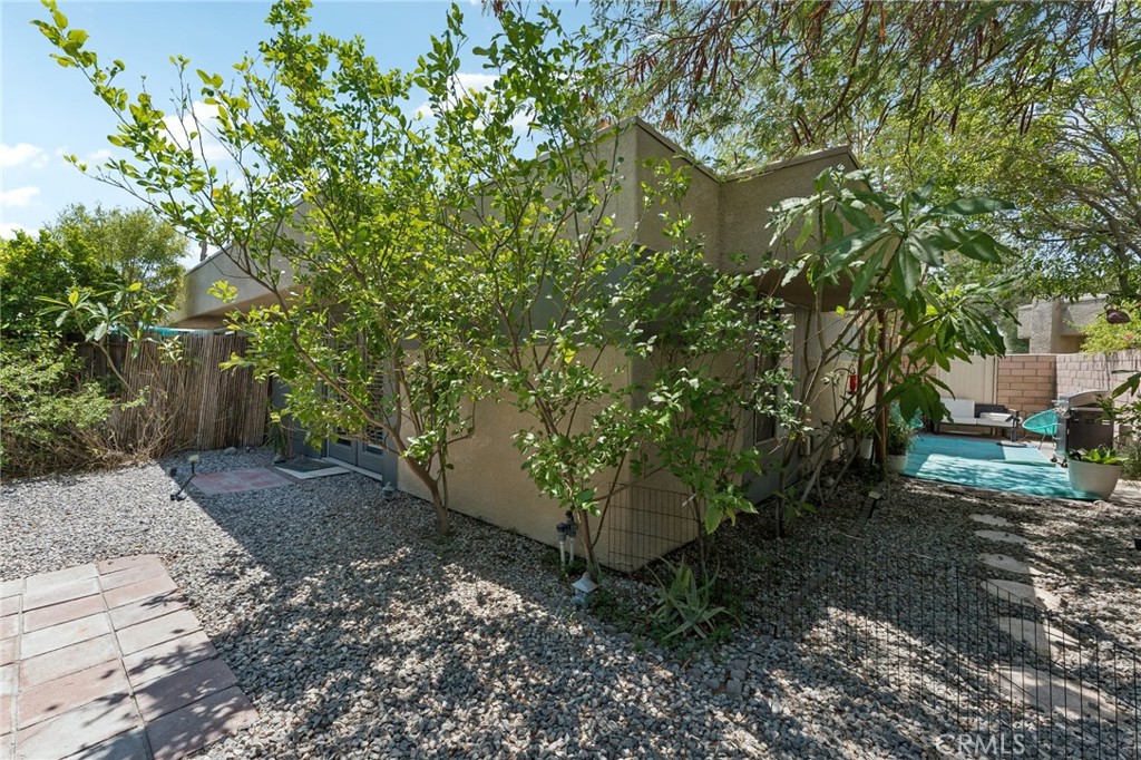 1462 Sunflower Circle N Property Photo 20