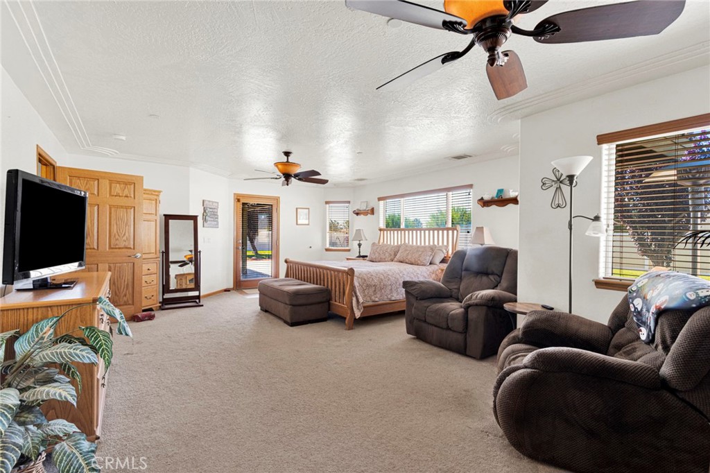 10525 Mono Property Photo 6