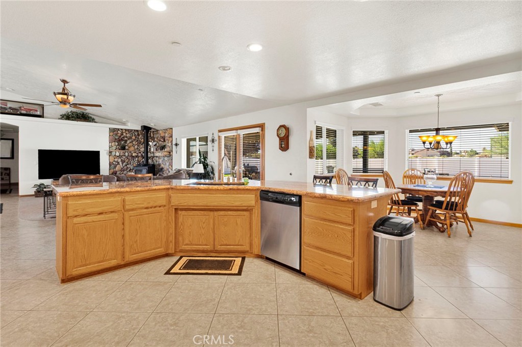10525 Mono Property Photo 21