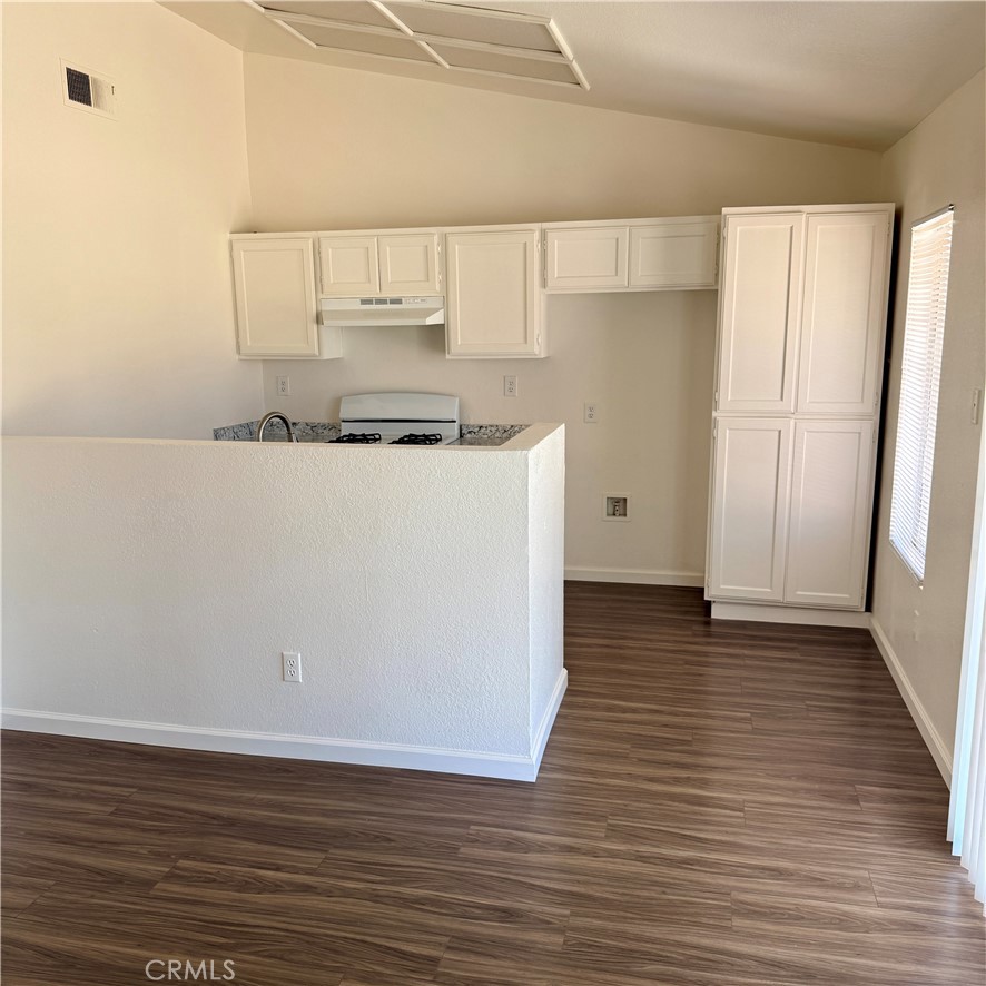 11017 Desert Rose Property Photo 11