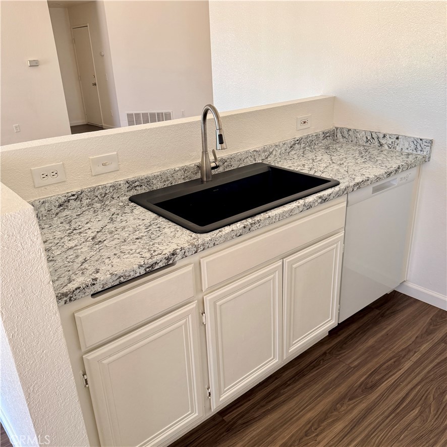 11017 Desert Rose Property Photo 12