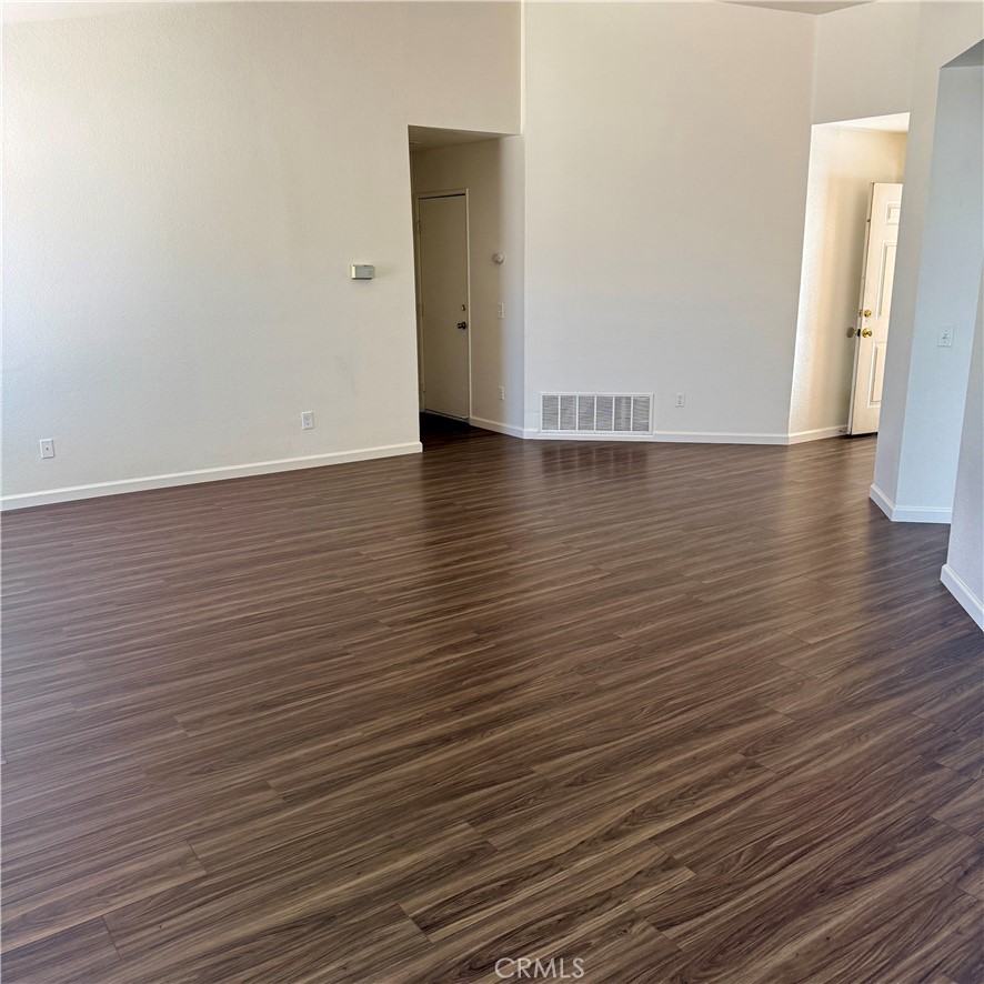 11017 Desert Rose Property Photo 15