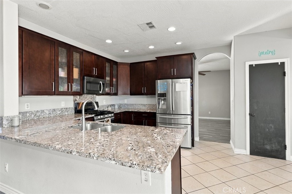 8188 Turko Avenue Property Photo 8