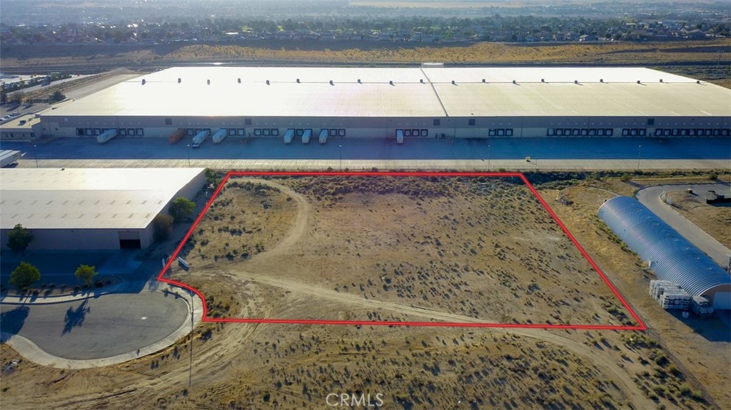 0 Production Place Property Photo 4
