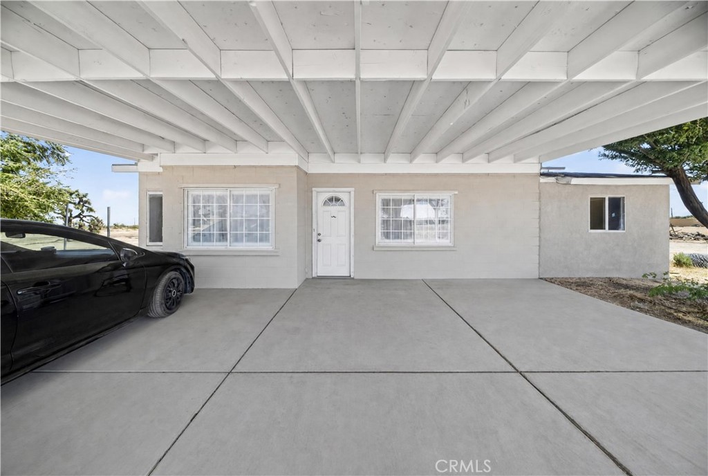 9735 5th Street Property Photo 2