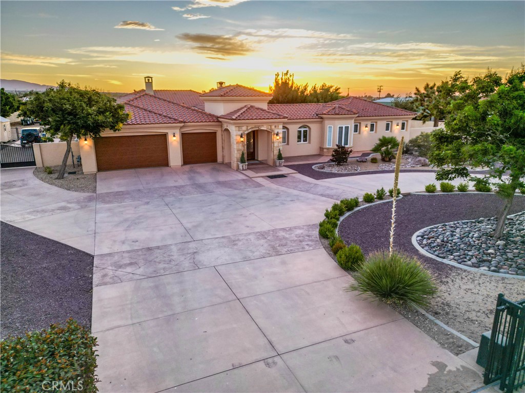 10230 Bellflower Street Property Photo 5