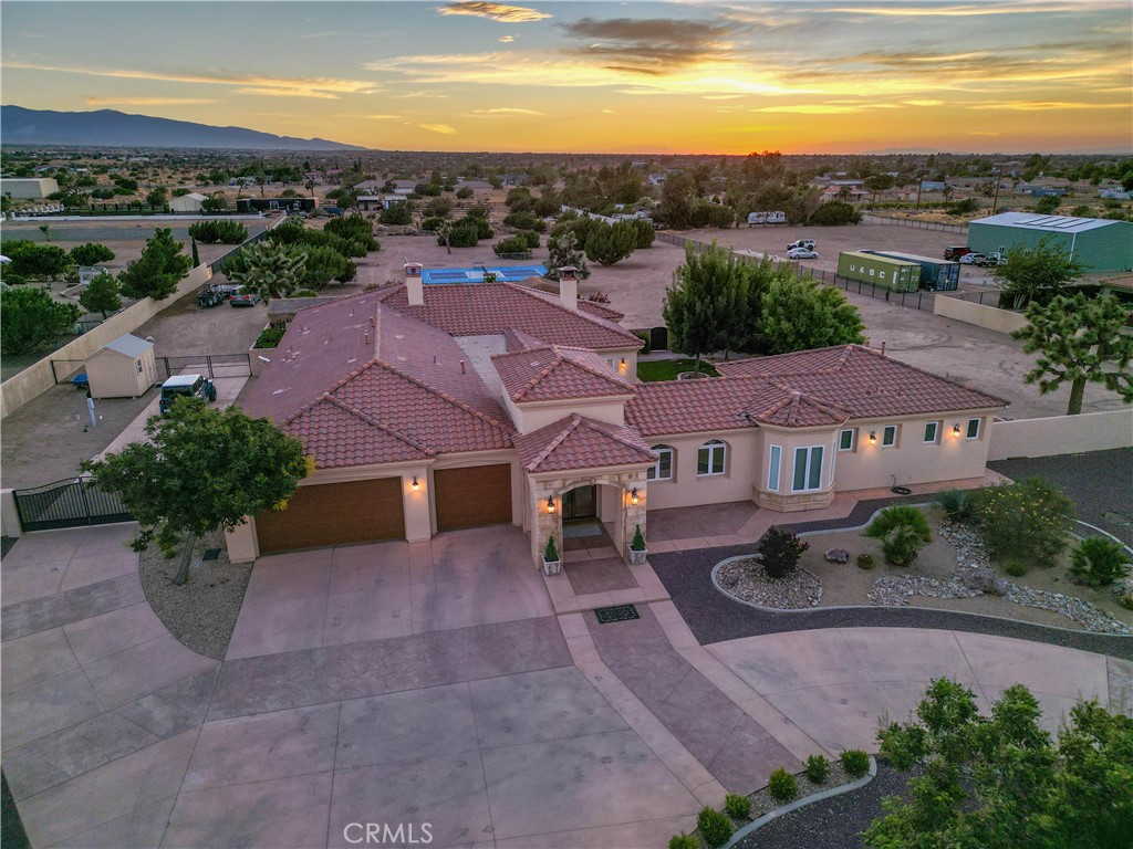 10230 Bellflower Street Property Photo 6