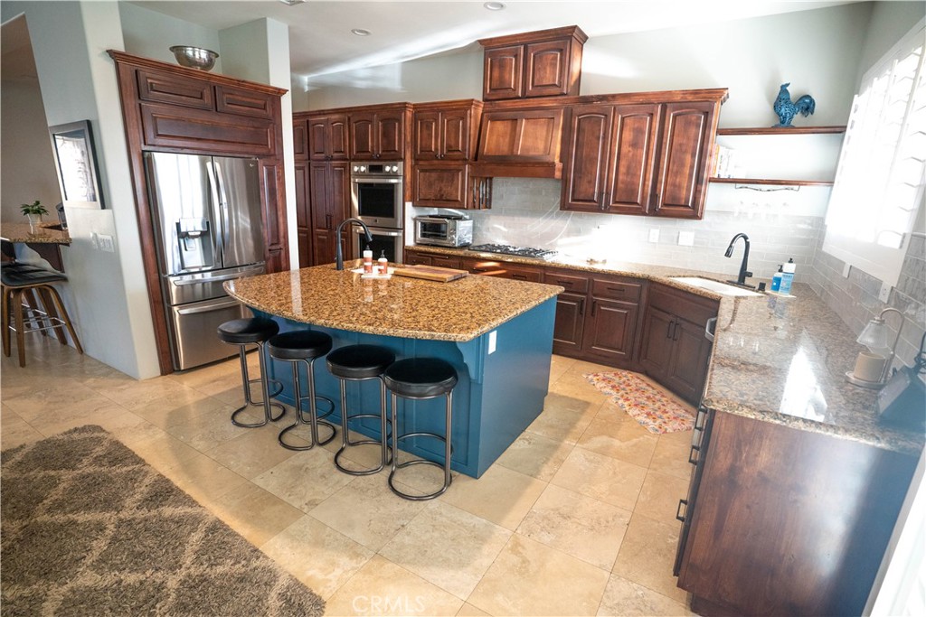 10230 Bellflower Street Property Photo 16