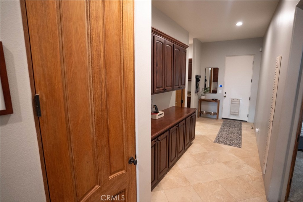 10230 Bellflower Street Property Photo 19