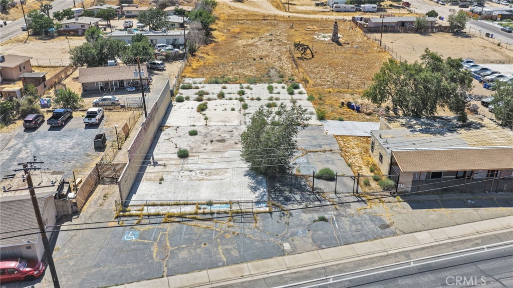 14178 Hesperia Road Property Photo 8