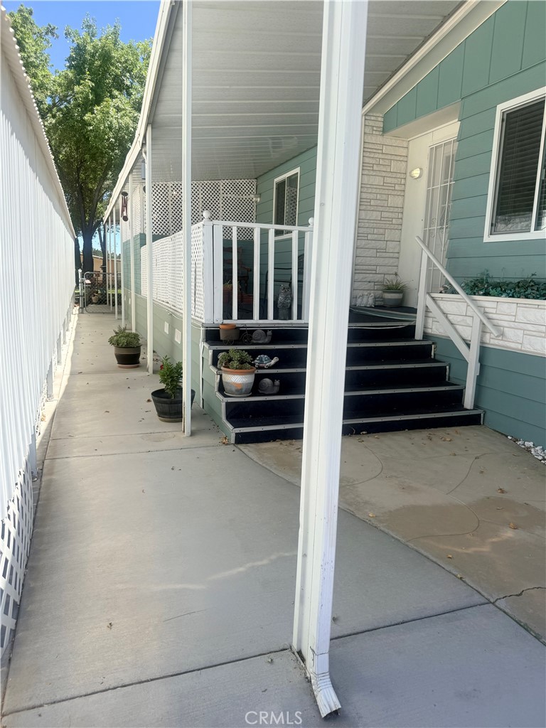 13393 Mariposa Rd, 89 Property Photo 6