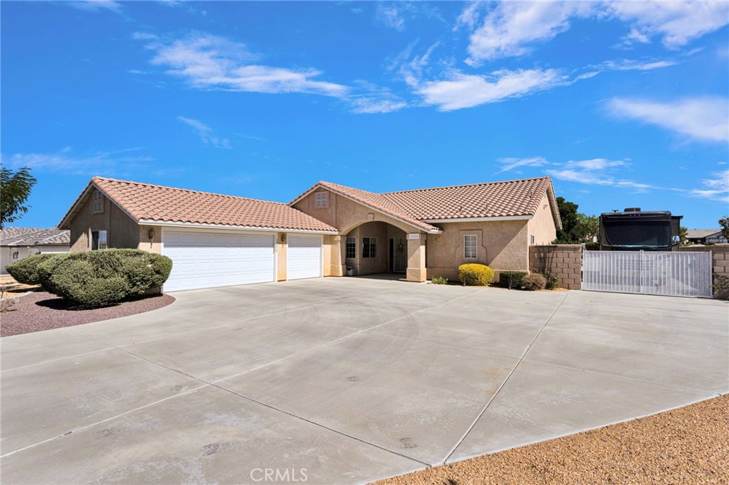 13490 Paraiso Property Photo 3