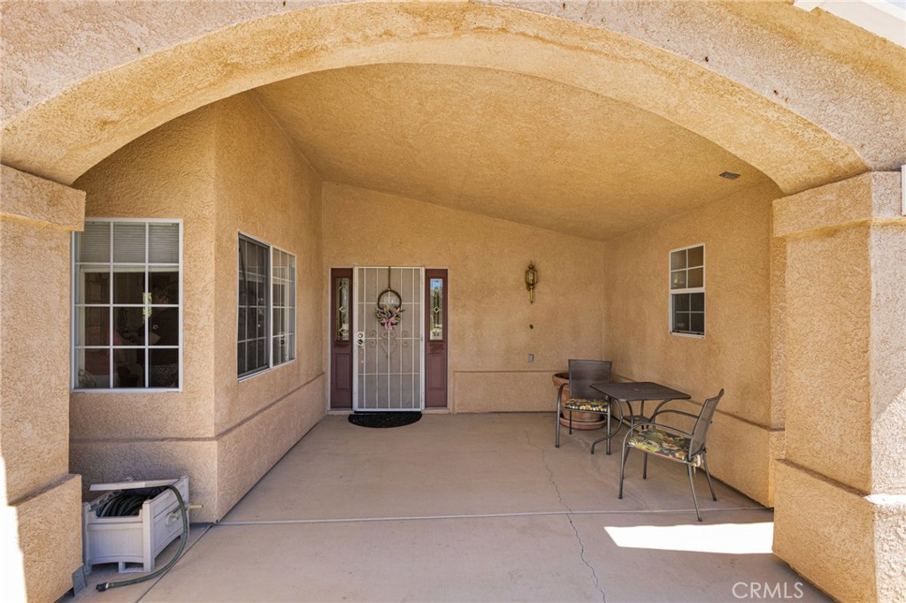 13490 Paraiso Property Photo 6