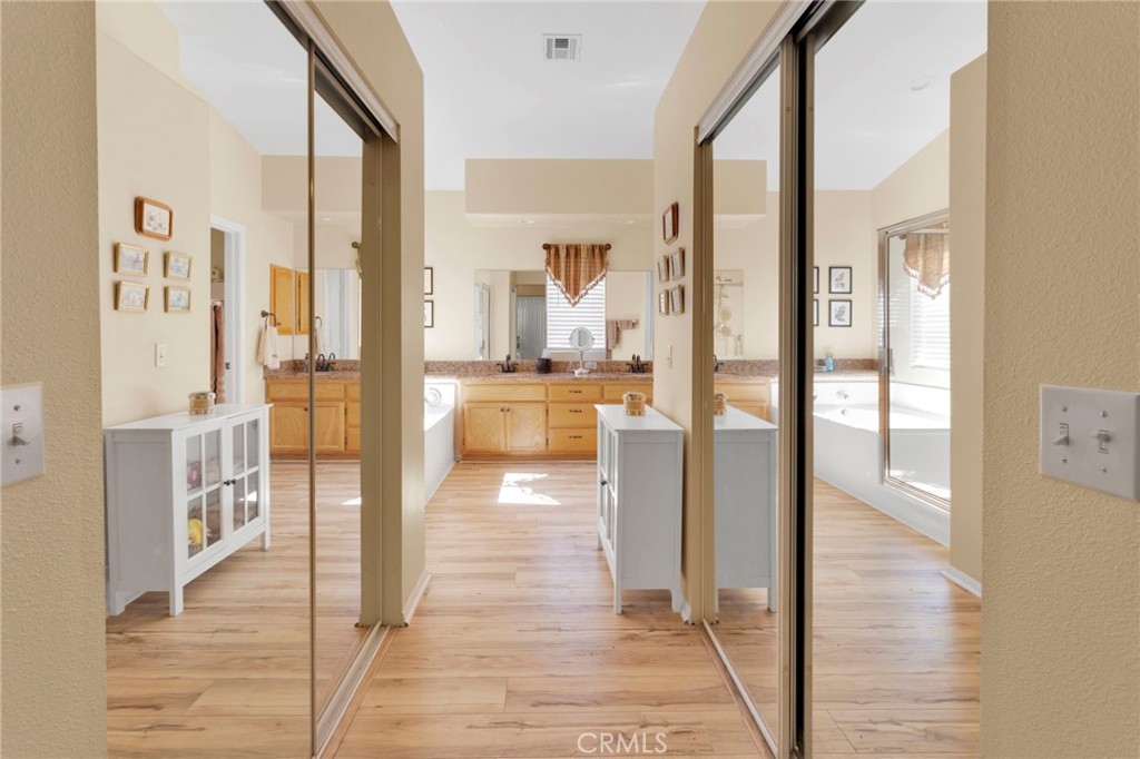 13490 Paraiso Property Photo 21