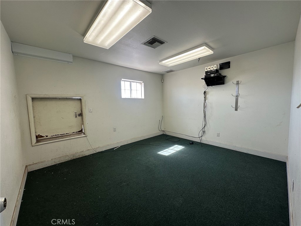 12720 Main B Property Photo 3