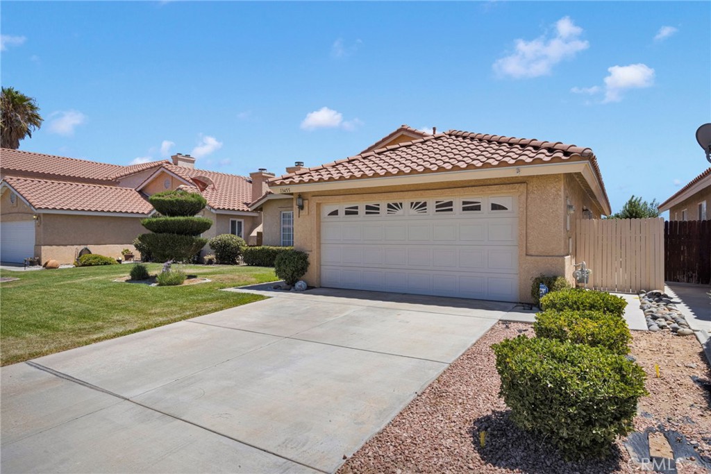 13455 Lakeside Drive Property Photo 4