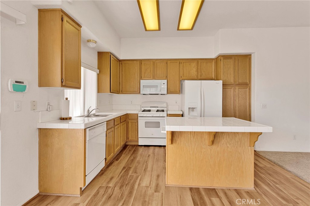 13455 Lakeside Drive Property Photo 14
