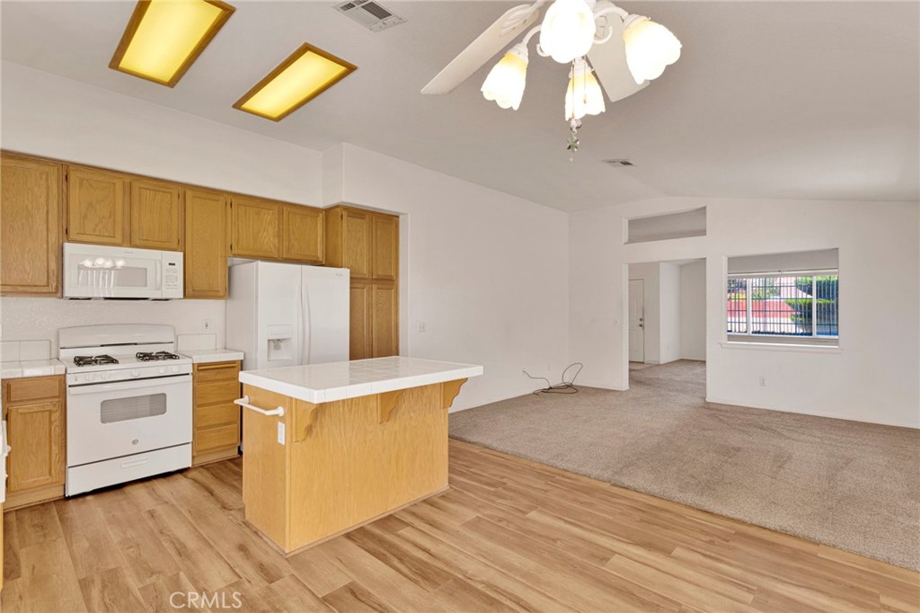 13455 Lakeside Drive Property Photo 16