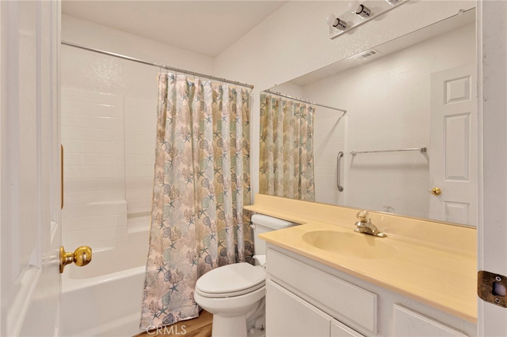 13455 Lakeside Drive Property Photo 25