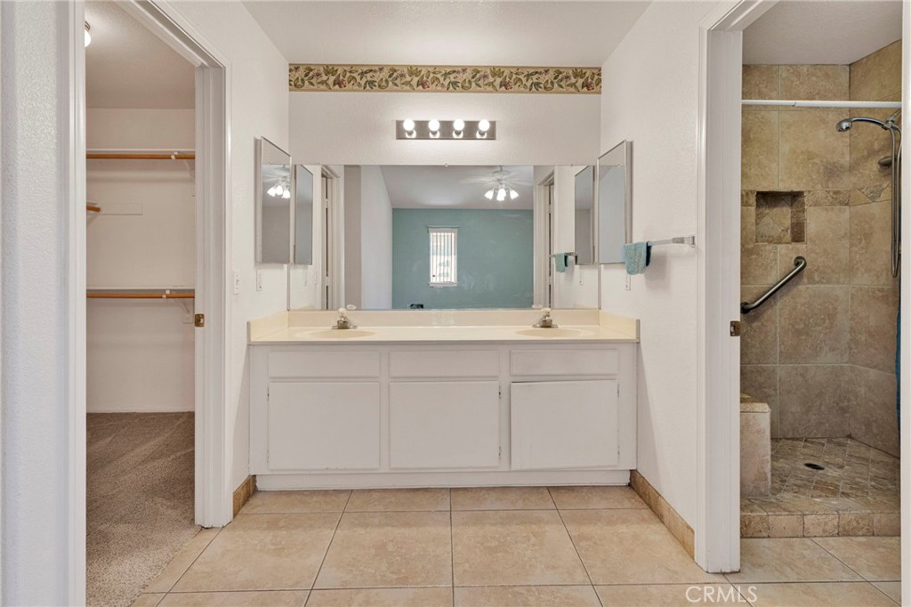 13455 Lakeside Drive Property Photo 32