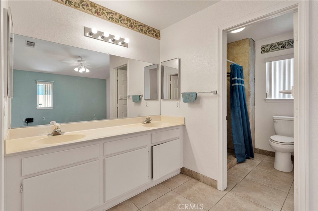 13455 Lakeside Drive Property Photo 34