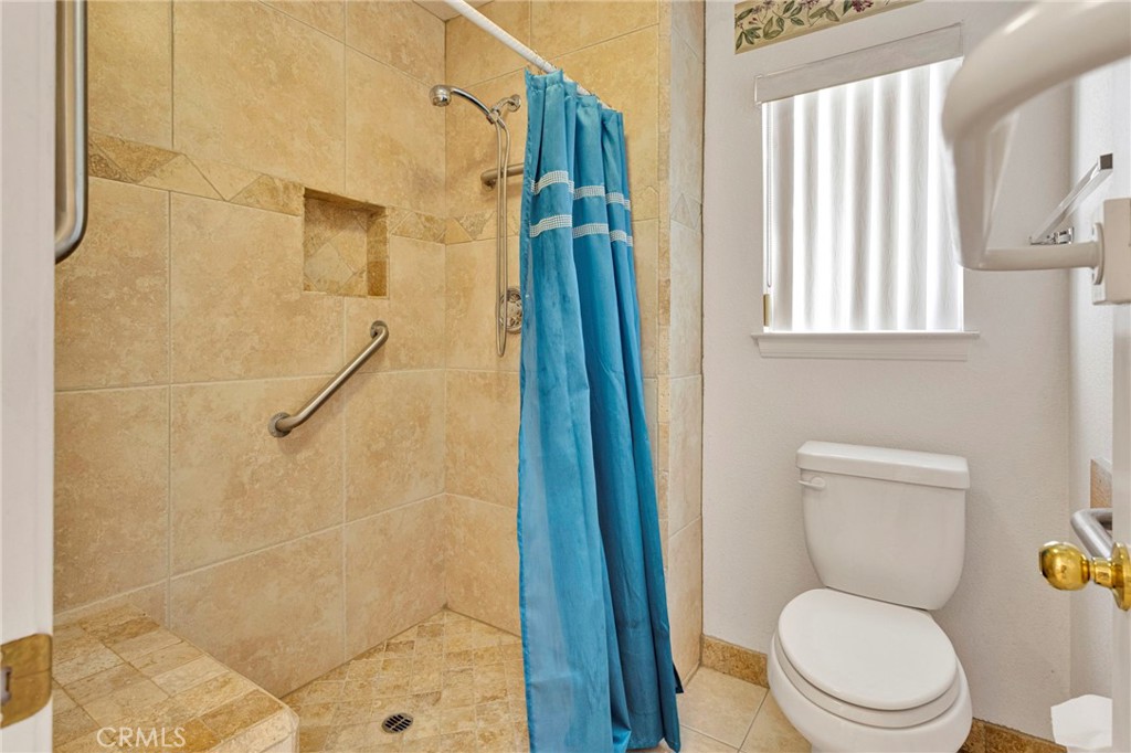 13455 Lakeside Drive Property Photo 35