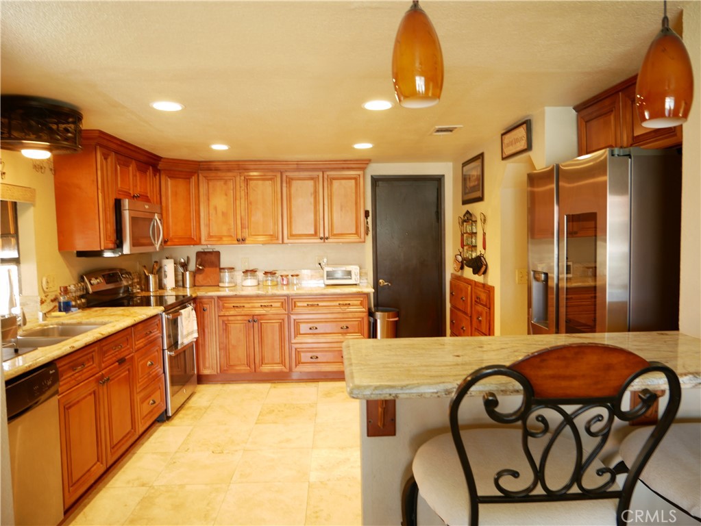 18090 Mariner Drive Property Photo 7