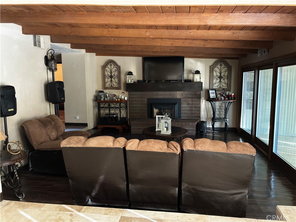 18090 Mariner Drive Property Photo 21