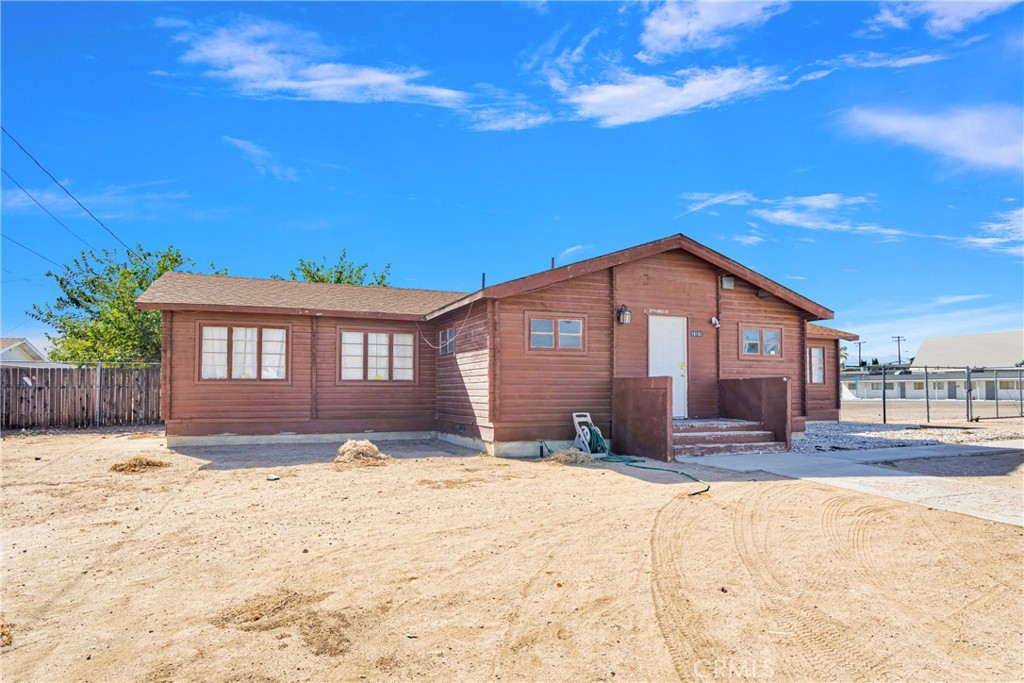 16161 Lorene Drive Property Photo 3