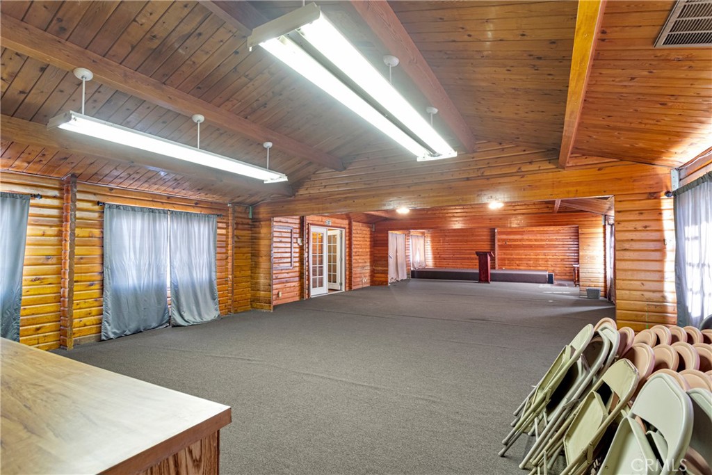 16161 Lorene Drive Property Photo 10