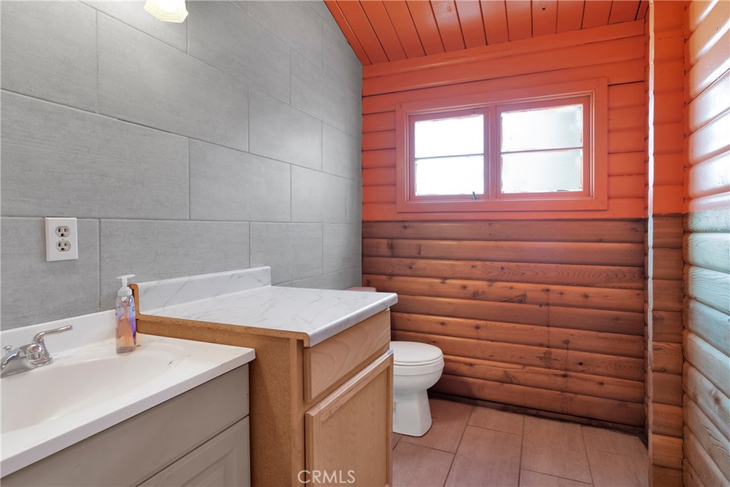16161 Lorene Drive Property Photo 19